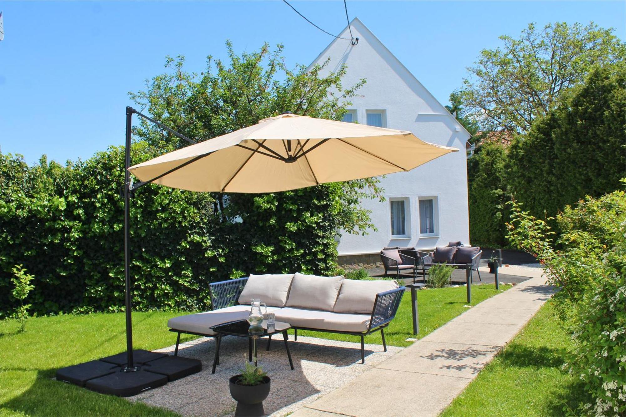 The Secret Garden - Keszthely Bed and Breakfast Εξωτερικό φωτογραφία