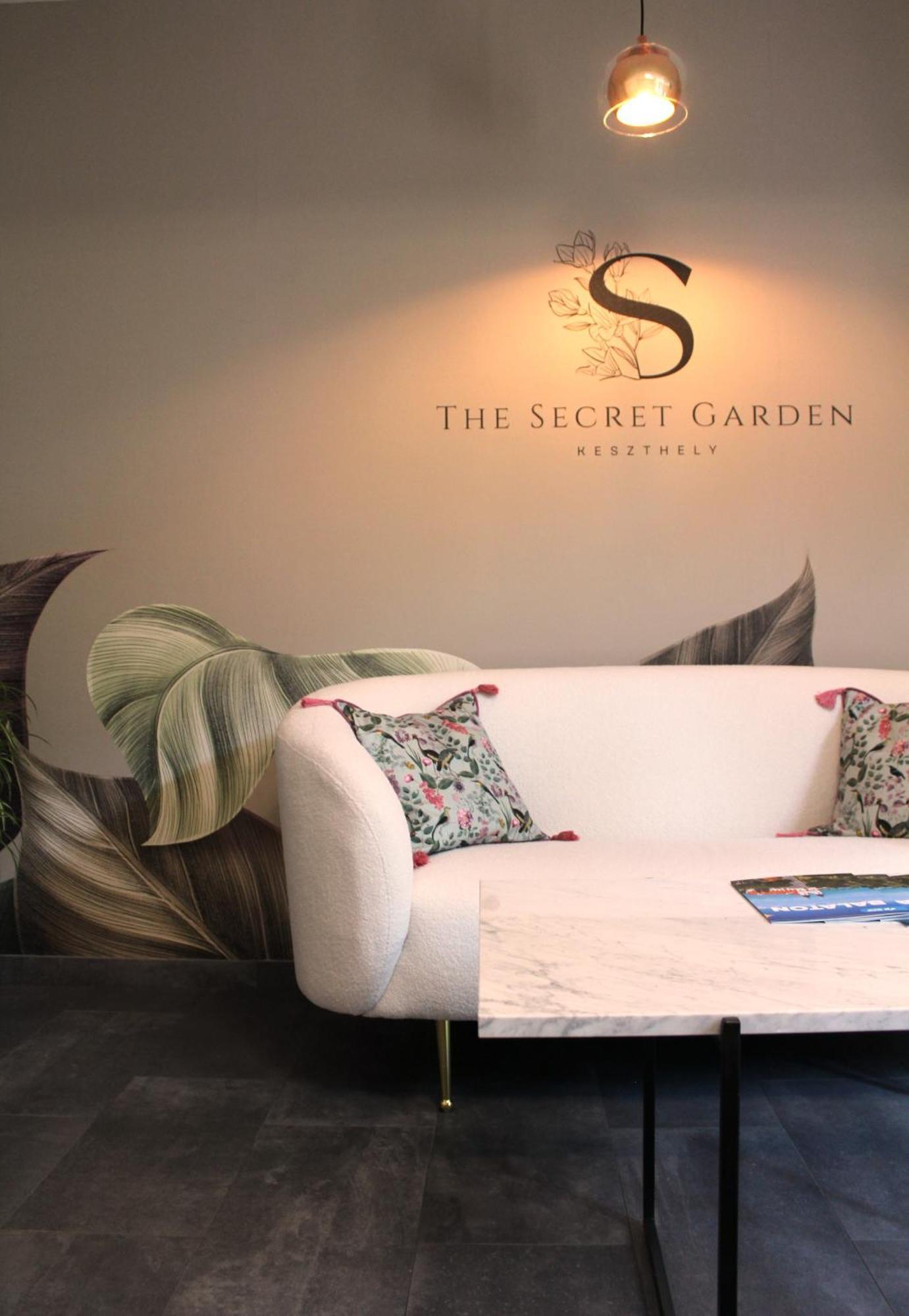 The Secret Garden - Keszthely Bed and Breakfast Εξωτερικό φωτογραφία