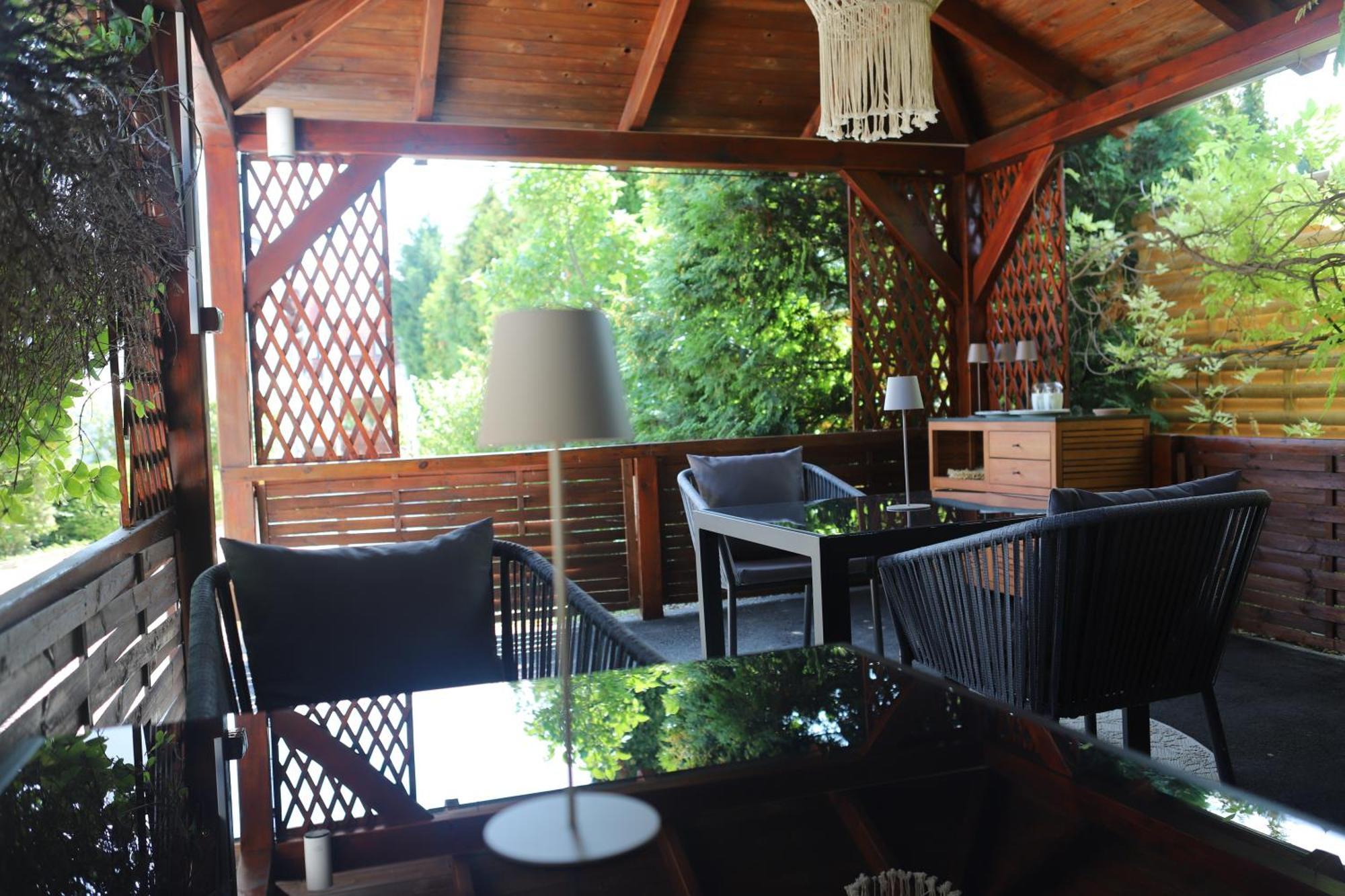 The Secret Garden - Keszthely Bed and Breakfast Εξωτερικό φωτογραφία